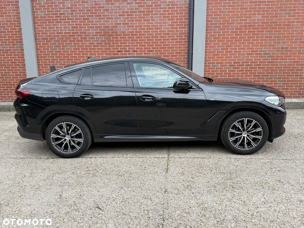 BMW X6 - 12