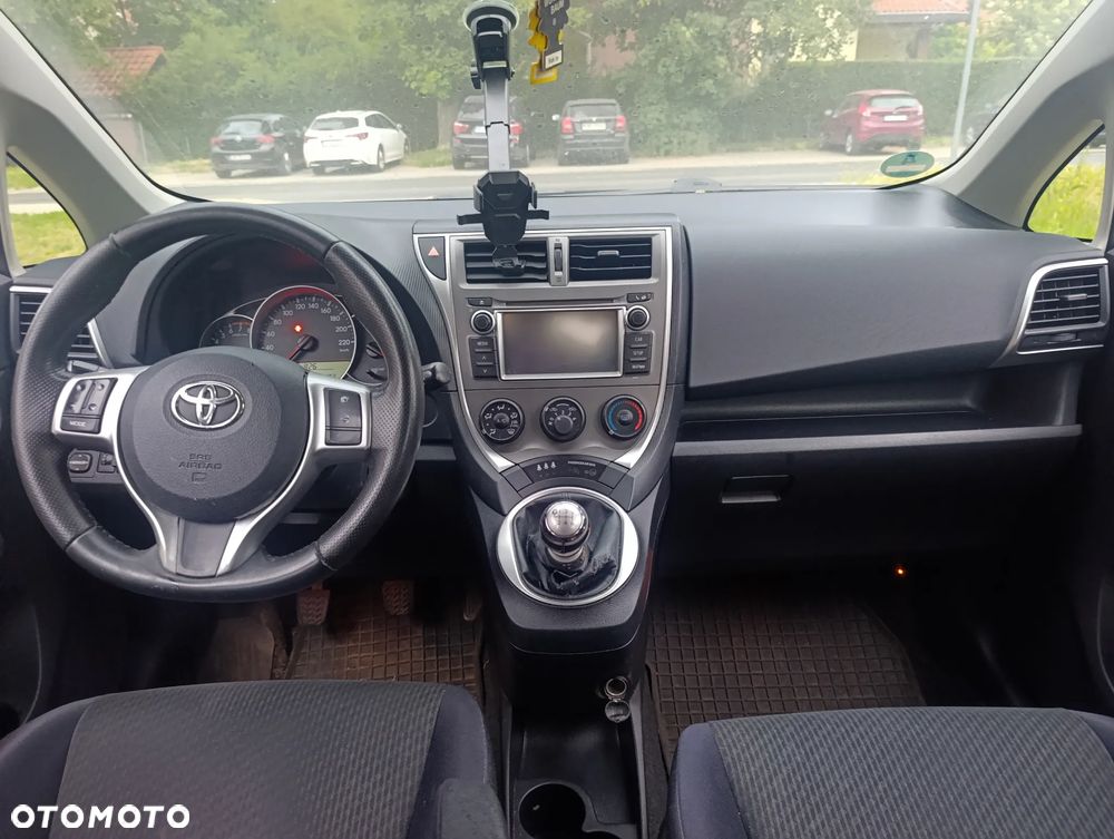 Toyota Verso S 1.33 VVT-i Cool - 5