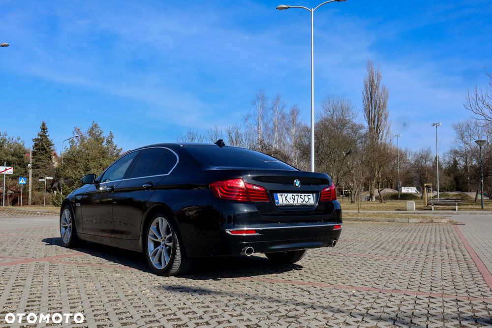 BMW Seria 5 535d Luxury Line - 7