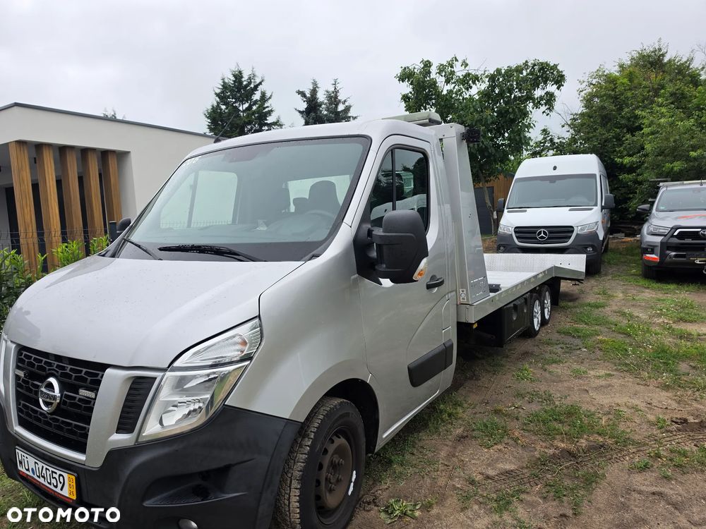 Nissan Nv400 - 18