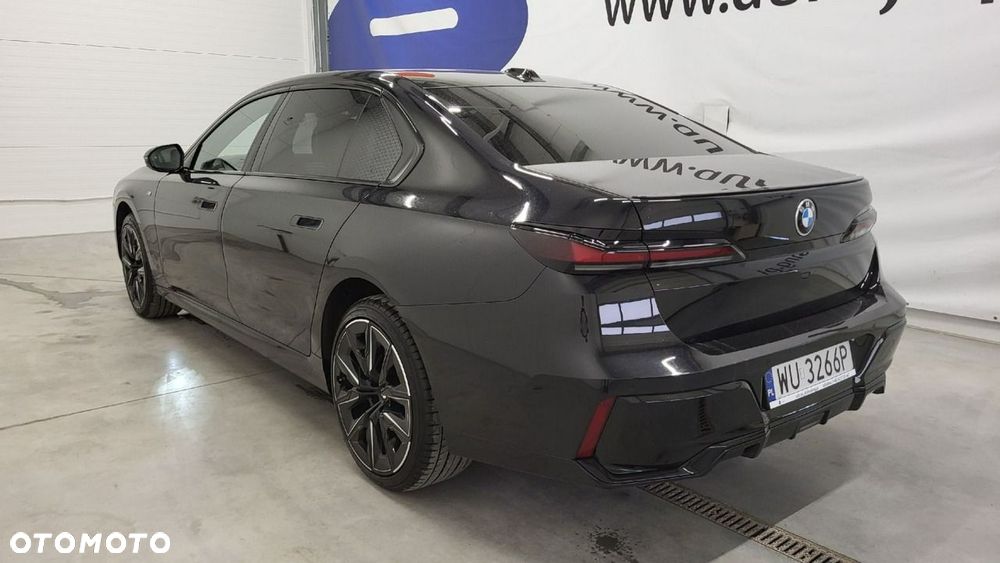 BMW Seria 7 - 8