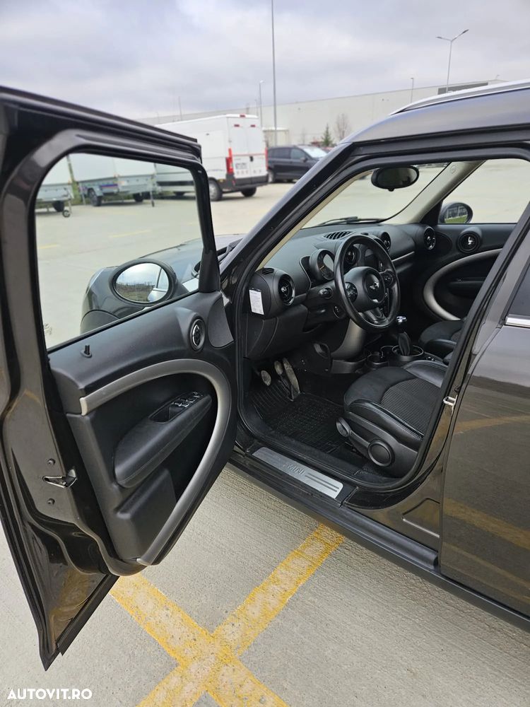 Mini Countryman Cooper D - 14