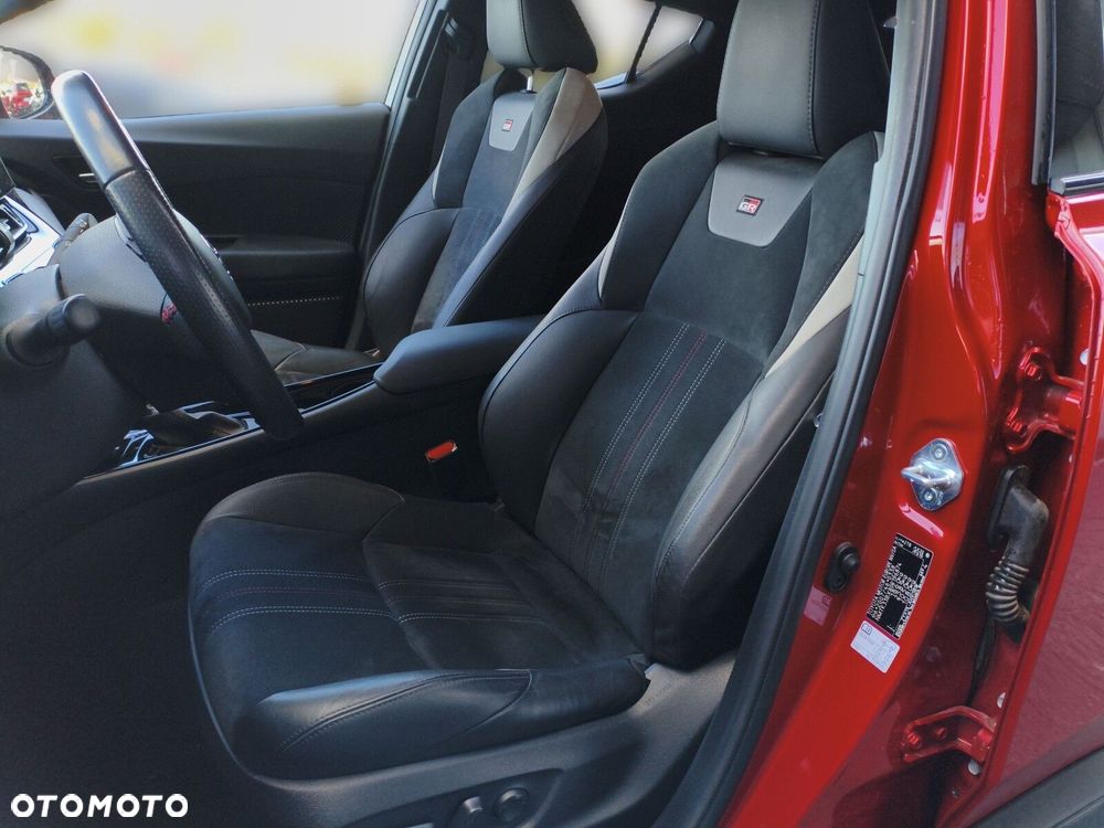 Toyota C-HR - 10