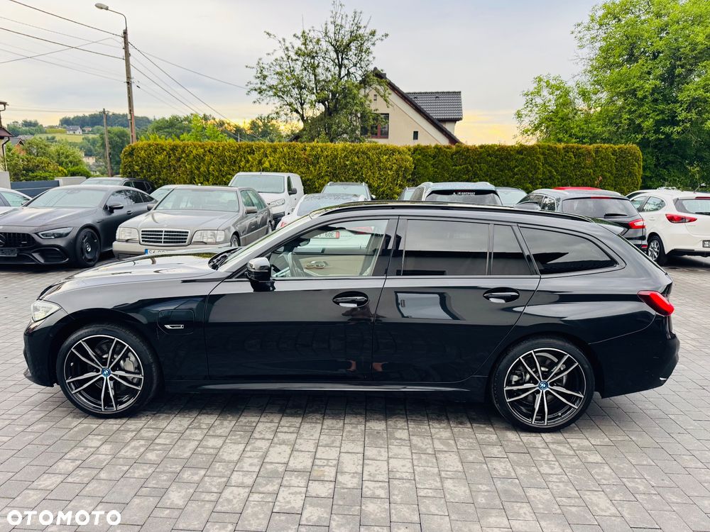 BMW Seria 3 330e PHEV M Sport Edition sport - 6