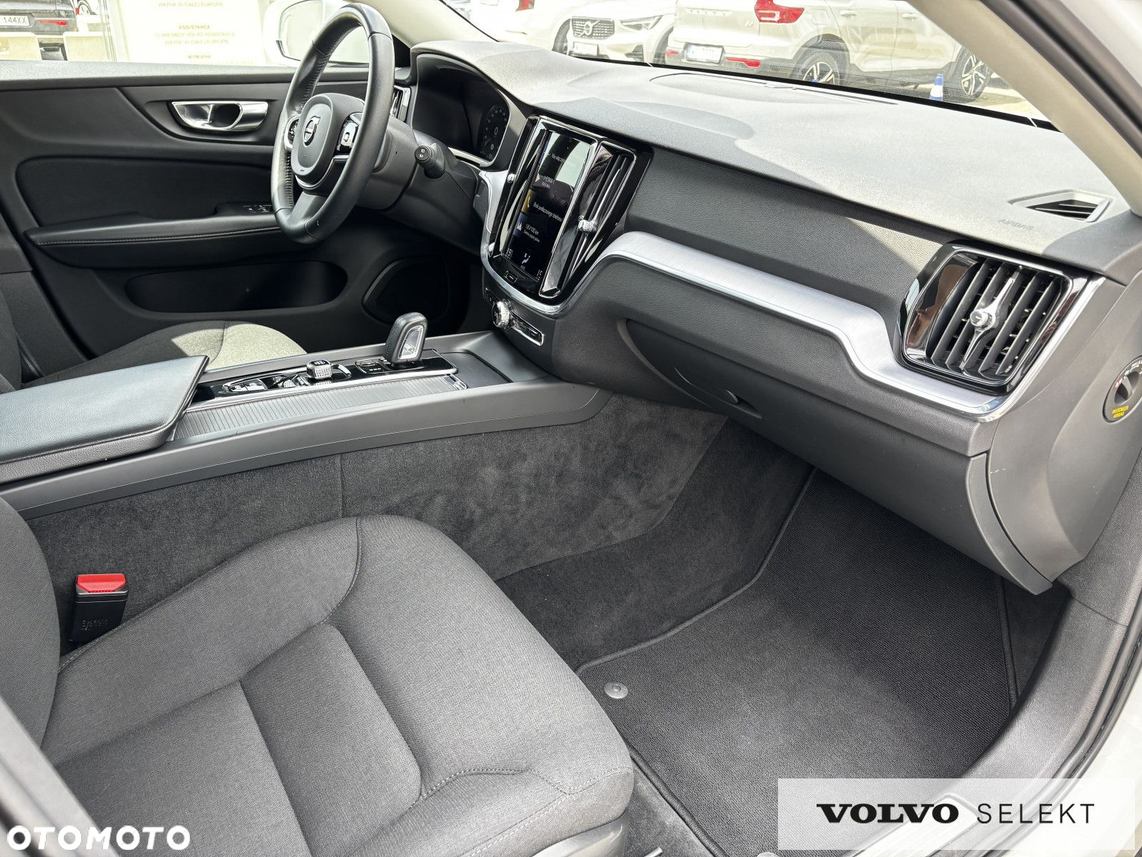 Volvo V60 Cross Country - 16