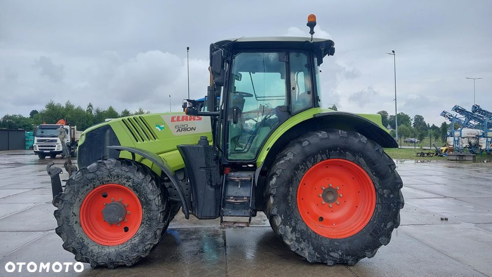 Claas ARION 620 - 5