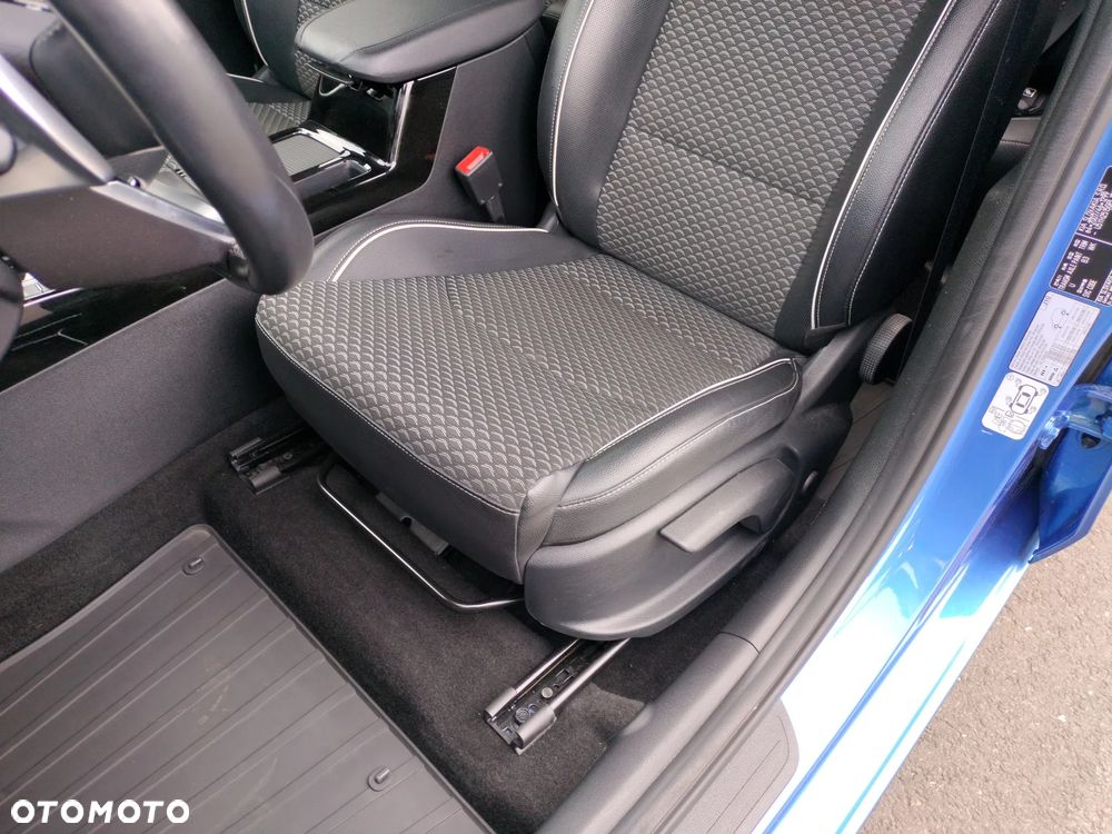 Kia Ceed 1.5 T-GDI Business Line DCT - 12