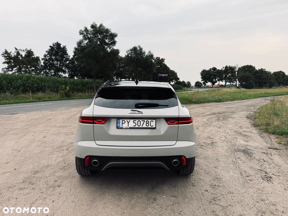 Jaguar E-Pace - 5