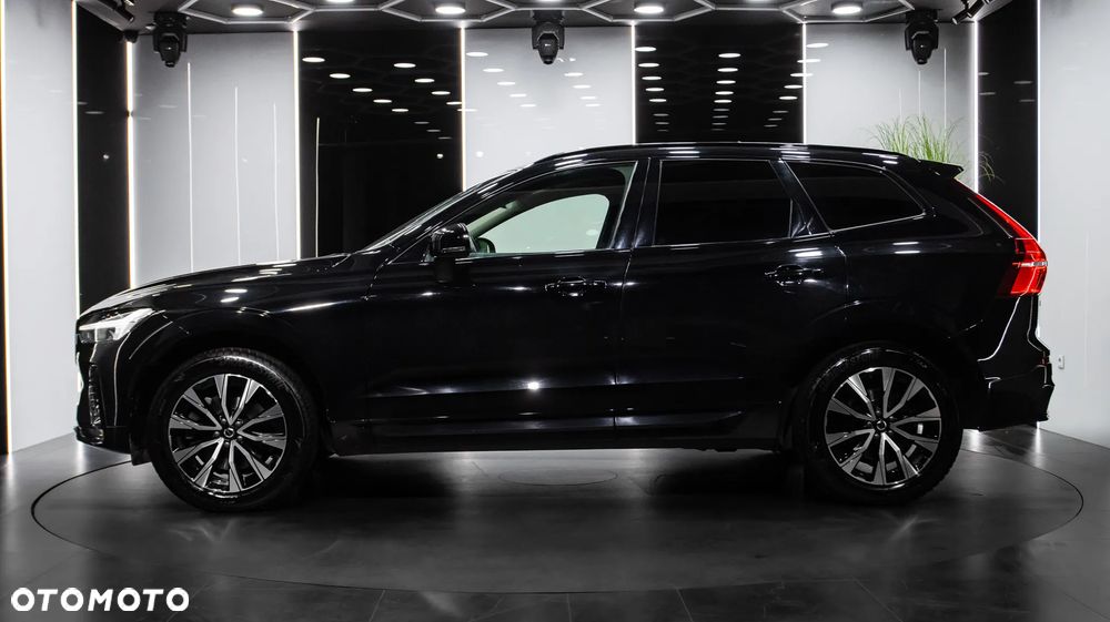 Volvo XC 60 B4 D AWD Plus Dark - 4