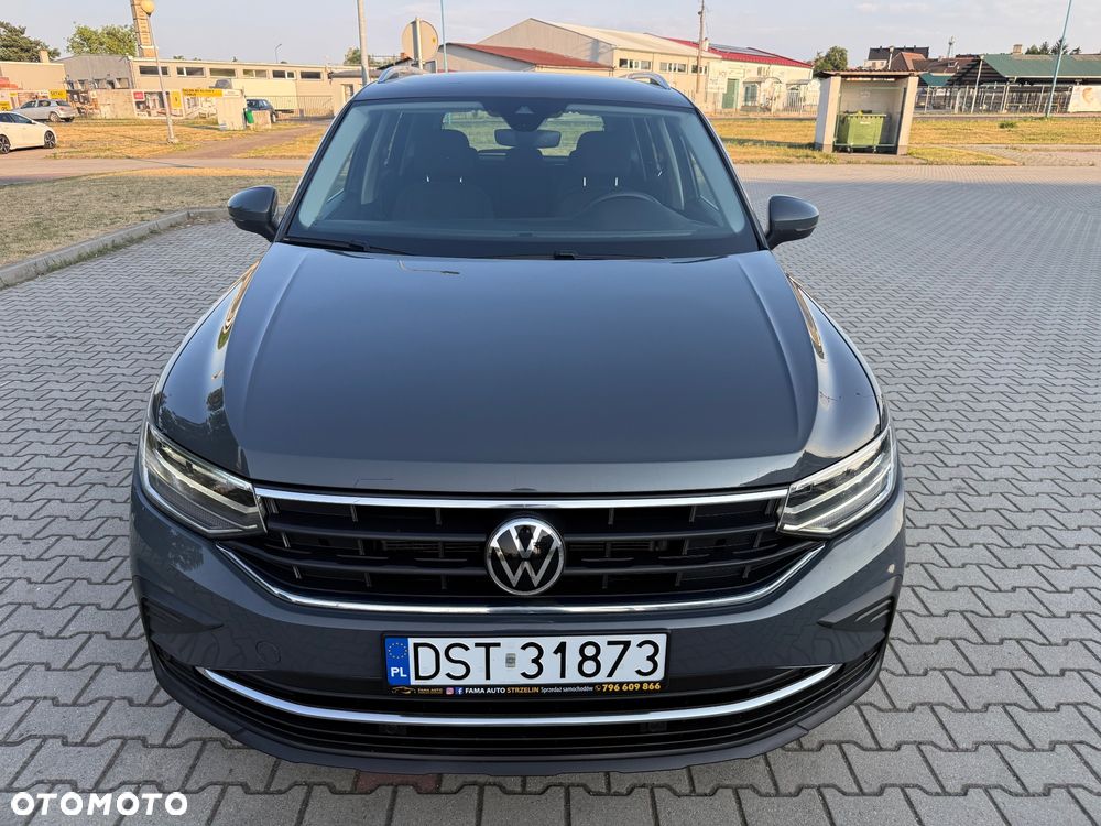 Volkswagen Tiguan - 16