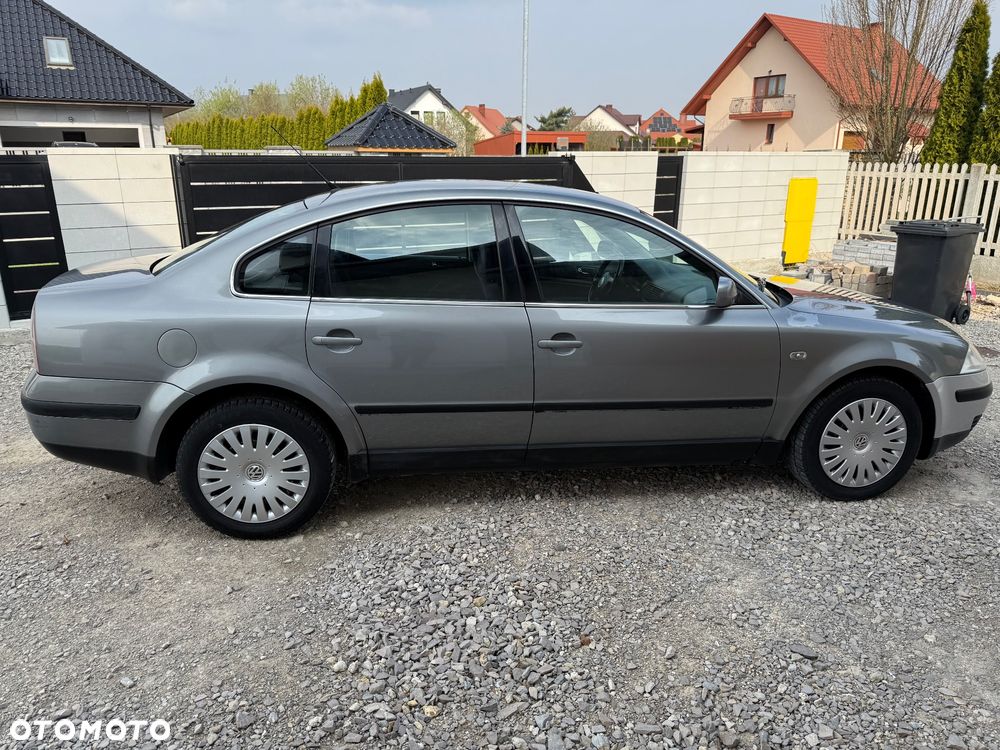 Volkswagen Passat 1.9 TDI - 2
