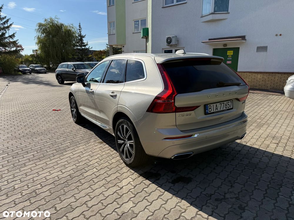 Volvo XC 60 - 4