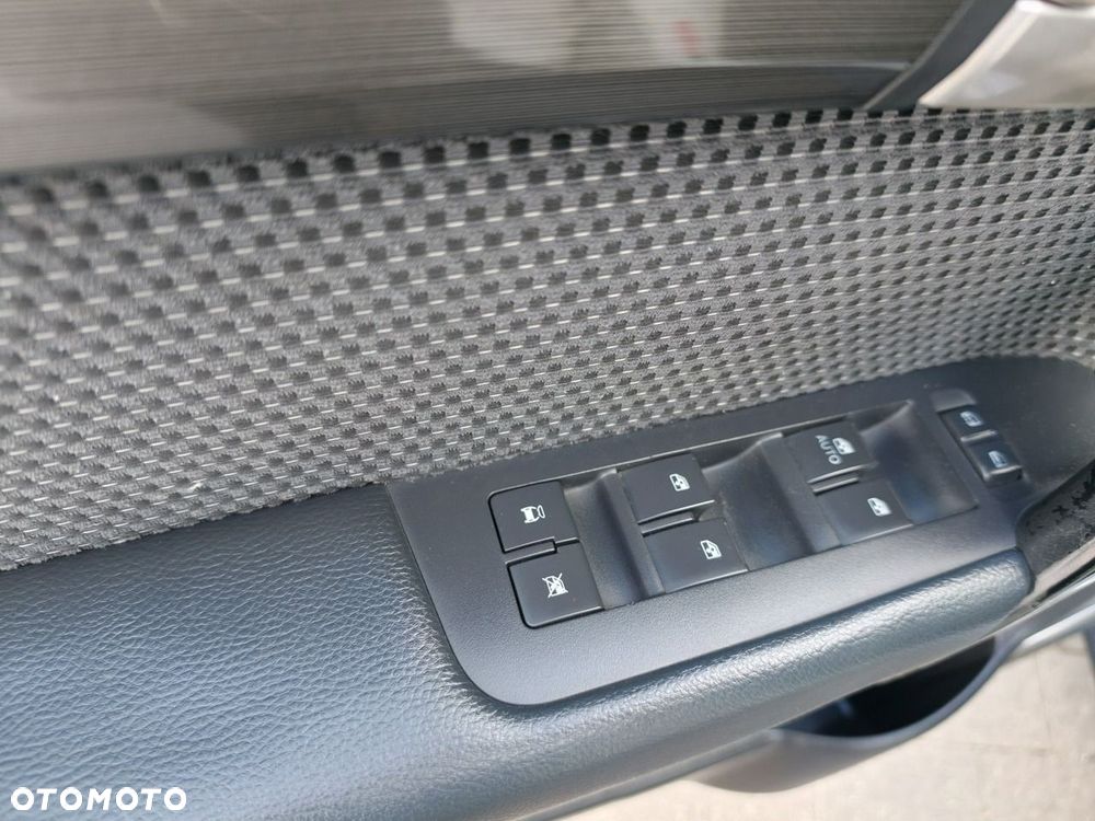 Chevrolet Captiva - 24