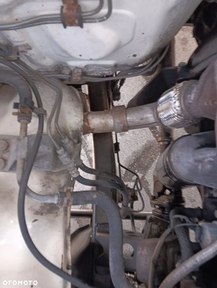 Toyota Land Cruiser - 20