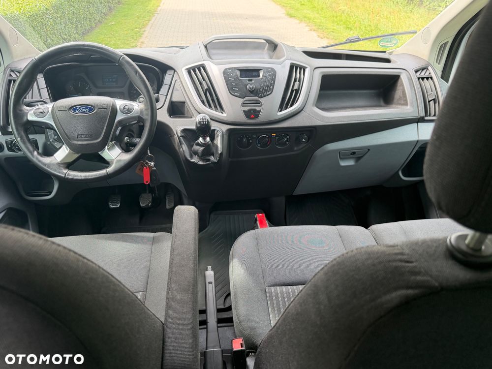 Ford Tranzit - 13