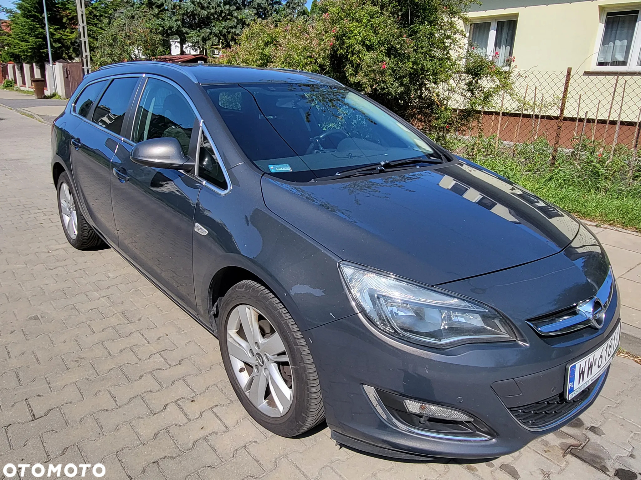 Opel Astra IV 1.6 CDTI Cosmo - 20