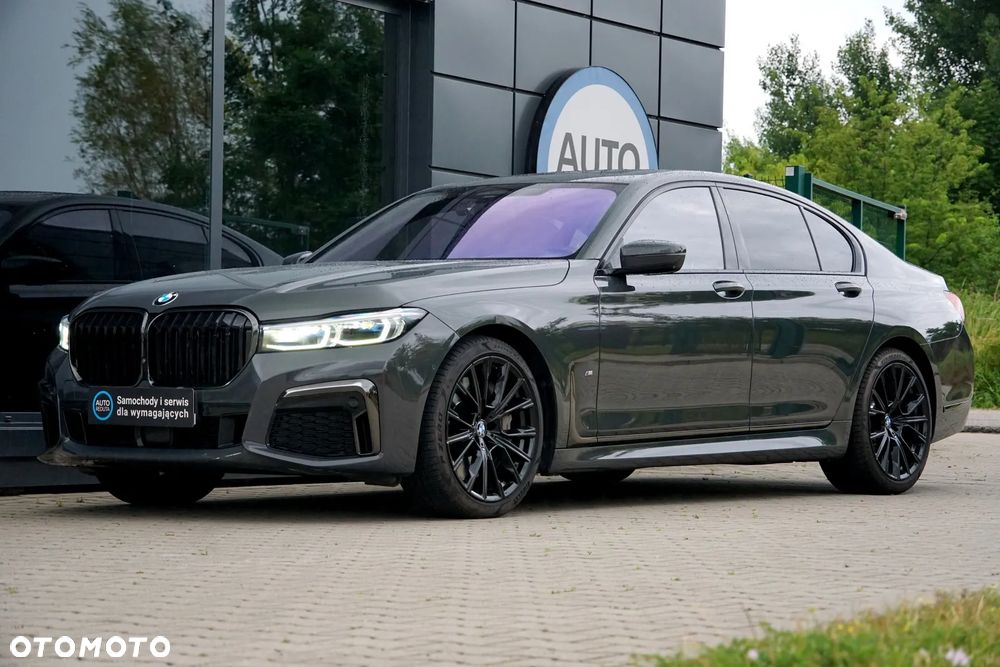 BMW Seria 7 750i xDrive sport - 3