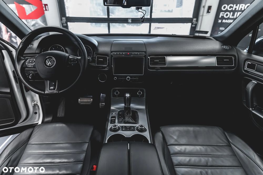 Volkswagen Touareg 3.0 V6 TDI BMT Perfectline R-Style - 7