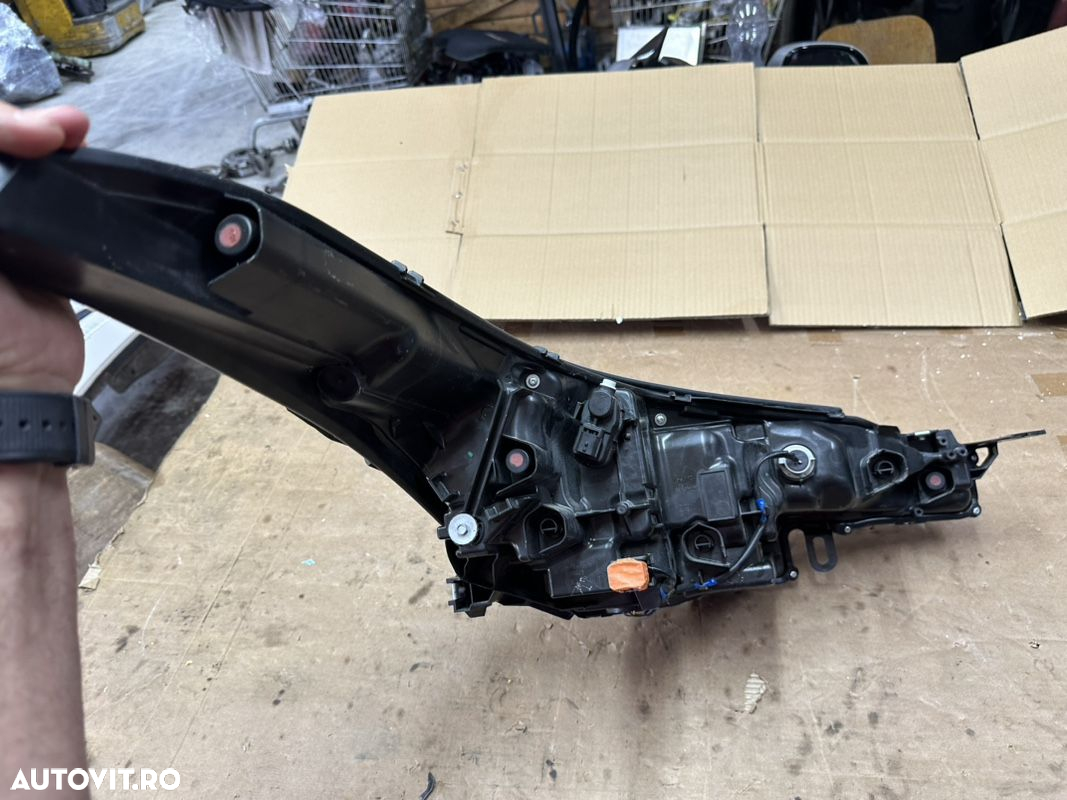 Far stanga full led cu mic defect TOYOTA CHR facelift an 2019-2023 cod 81150-F4180 - 5