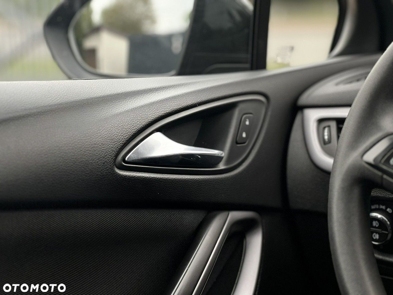 Opel Astra V 1.6 CDTI Dynamic S&S - 32
