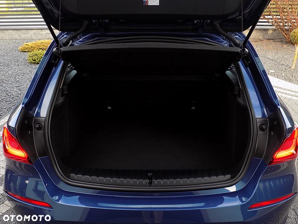 BMW Seria 1 118i - 38