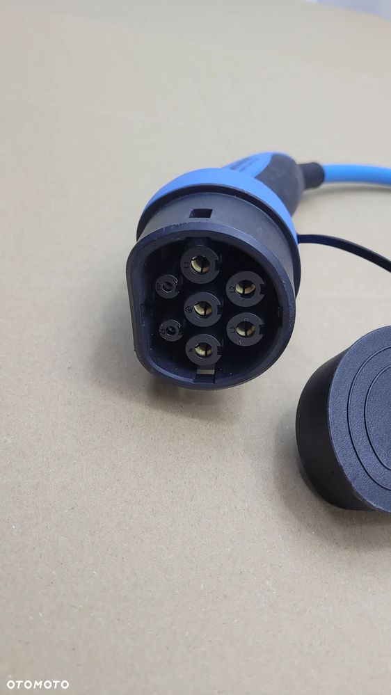 MENNEKES KABEL ŁADOWANIA TYP 2 32A-/250V - 4