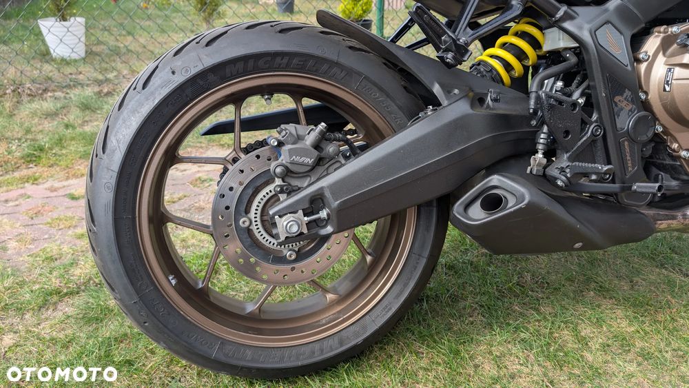 Honda CB - 10