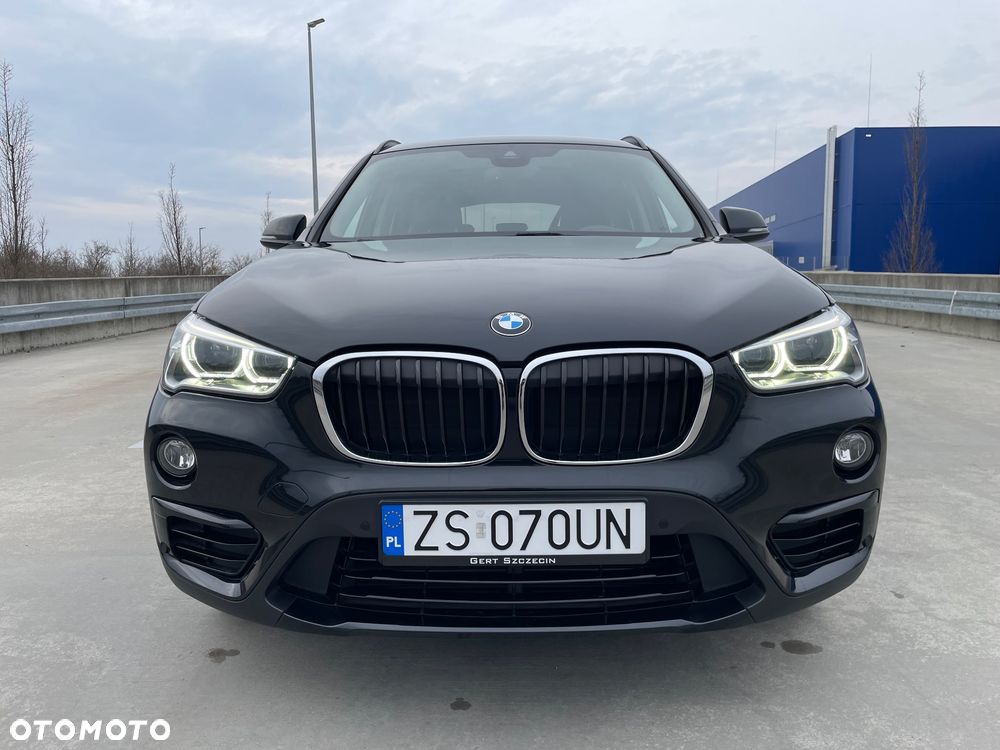 BMW X1 sDrive18i Sport Line - 10