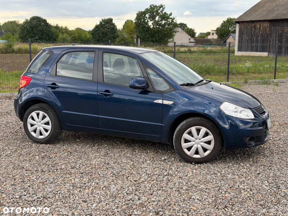 Suzuki SX4 1.6 VVT 4x2 Style - 3