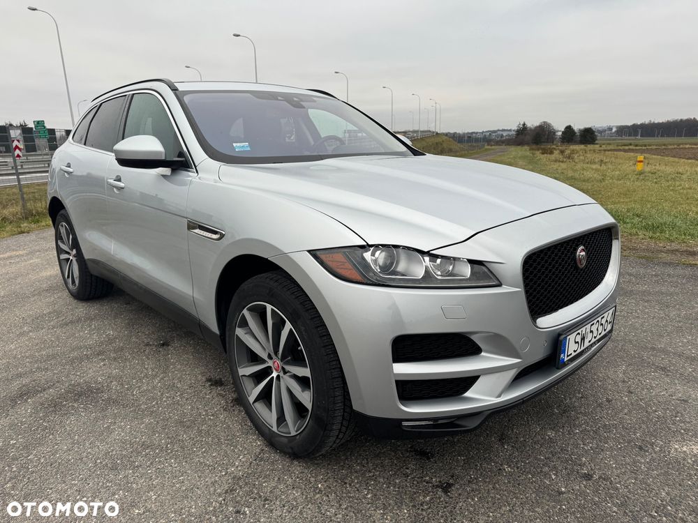 Jaguar F-Pace 2.0 i4P AWD Prestige - 8
