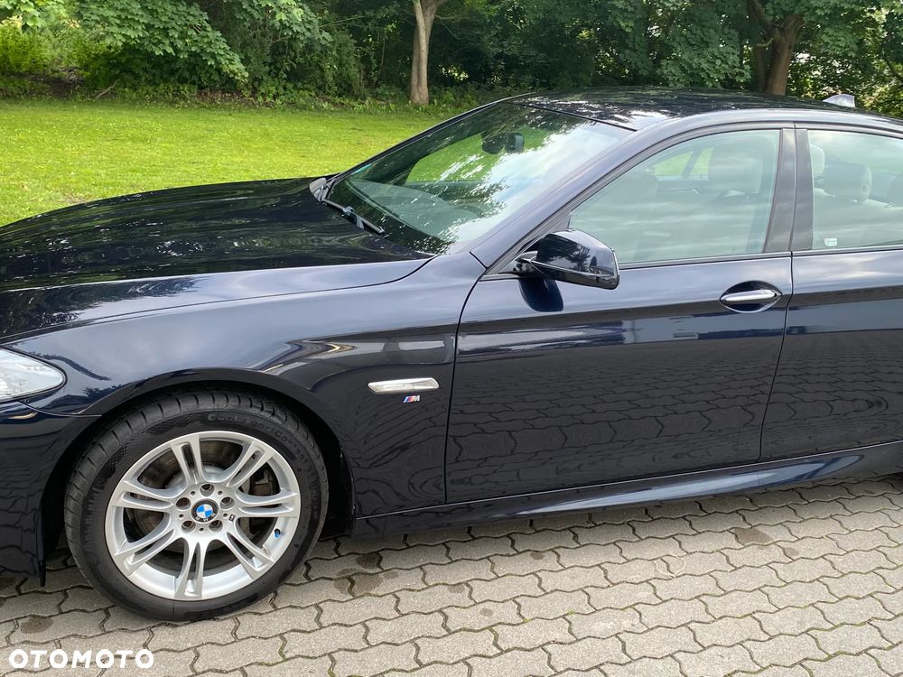 BMW Seria 5 528i xDrive - 2