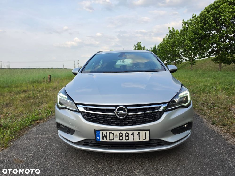 Opel Astra 1.6 CDTI Sport - 10