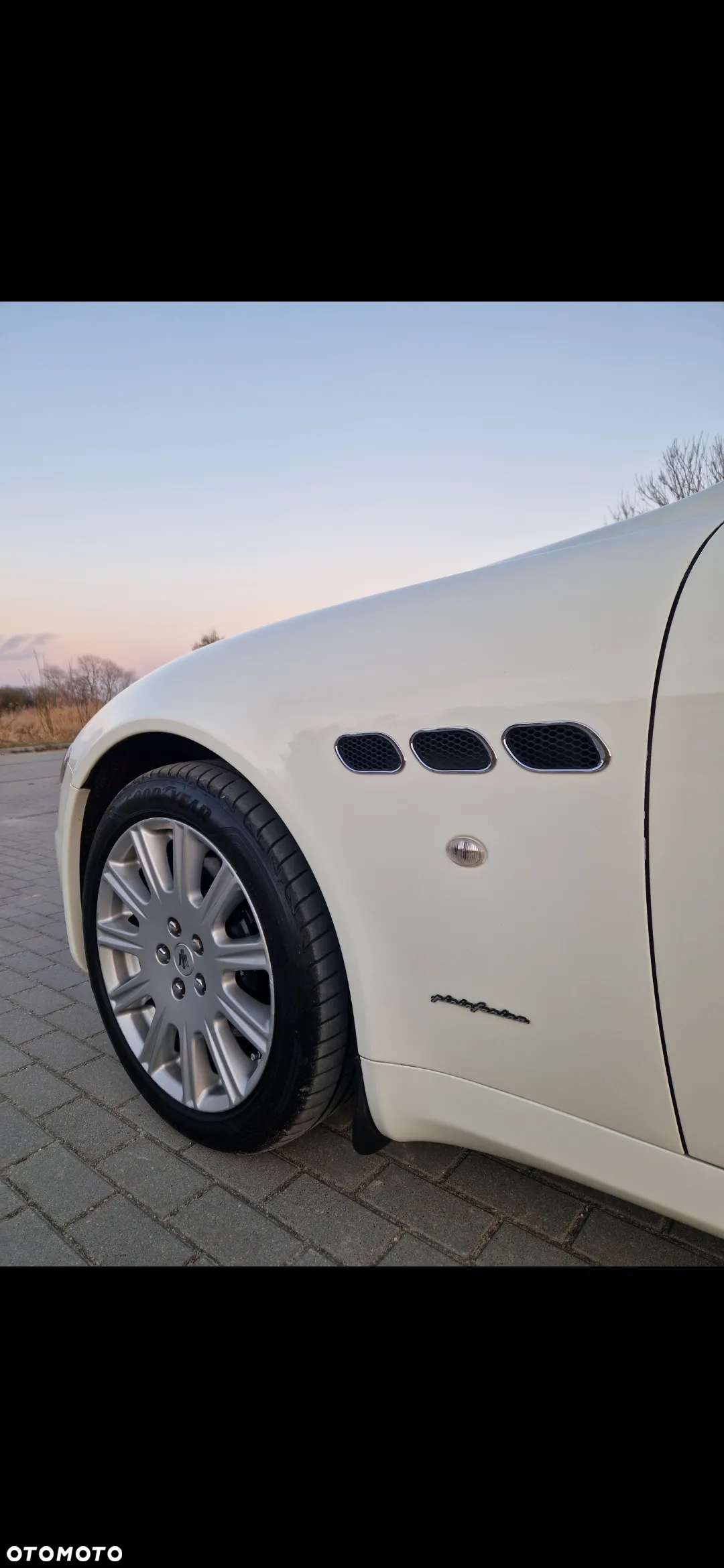 Maserati Quattroporte - 12