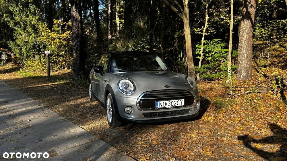 MINI Cooper Standard - 8