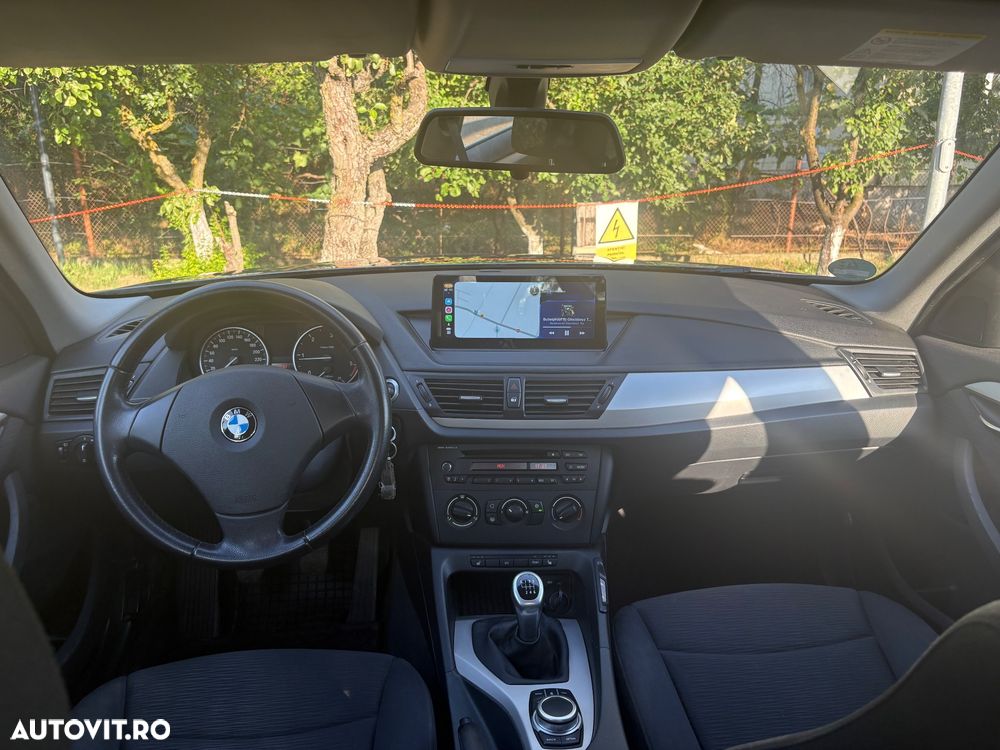 BMW X1 2010 — imagine 9