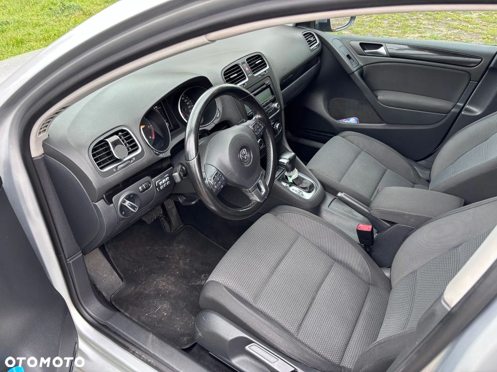 Volkswagen Golf 2.0 TDI DPF DSG Comfortline - 9