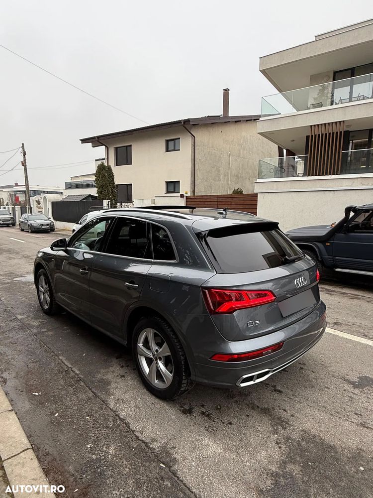 Audi Q5 55 TFSIe quattro S tronic S line - 4