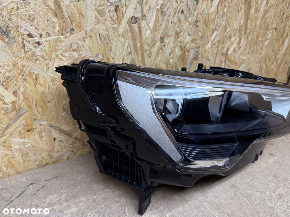 LAMPA PRZÓD PRAWA PRZEDNIA PRAWA AUDI Q3 II 83A LED 83A941012 - 21