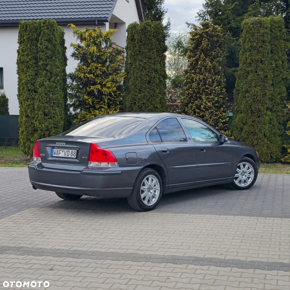 Volvo S60 2.4D Automatik Momentum - 15