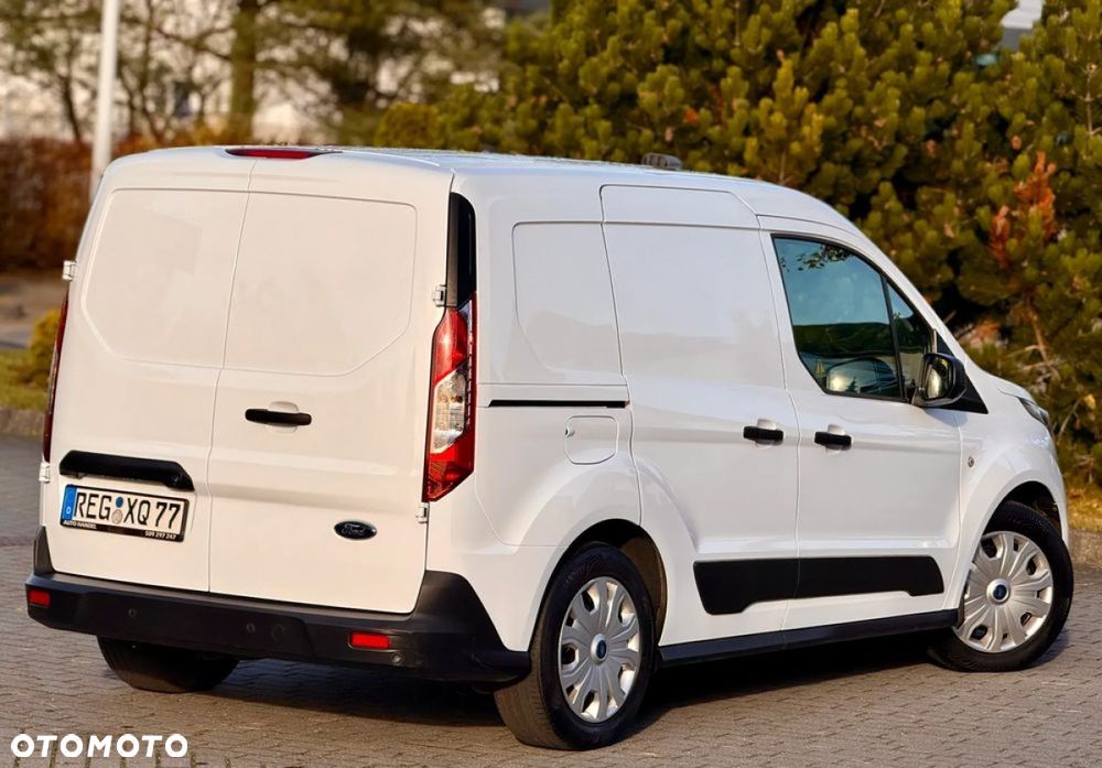 Ford Transit Connect - 18