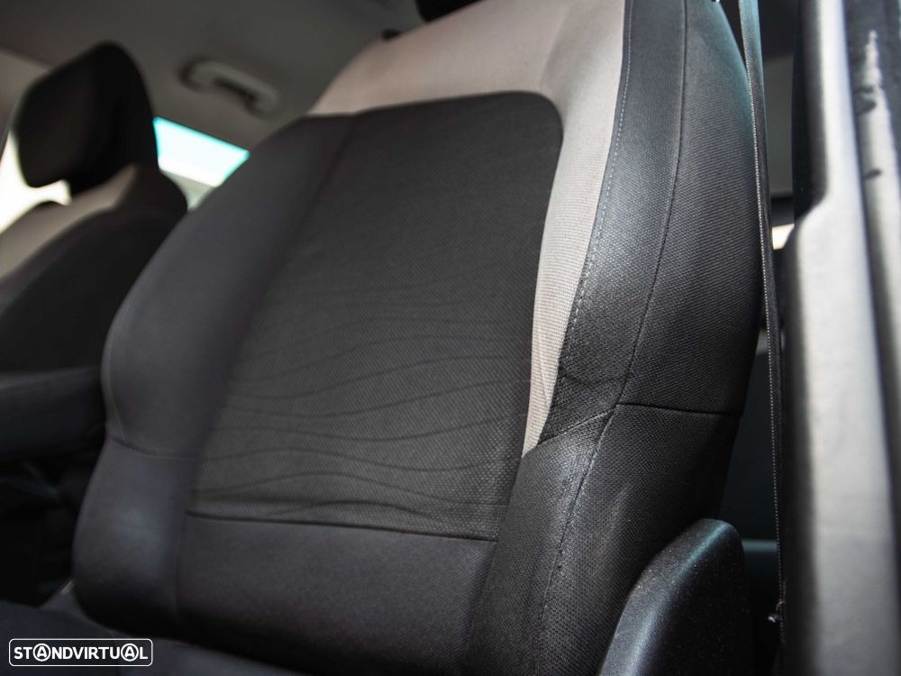 Citroën C4 Picasso 1.6 e-HDi Seduction - 19