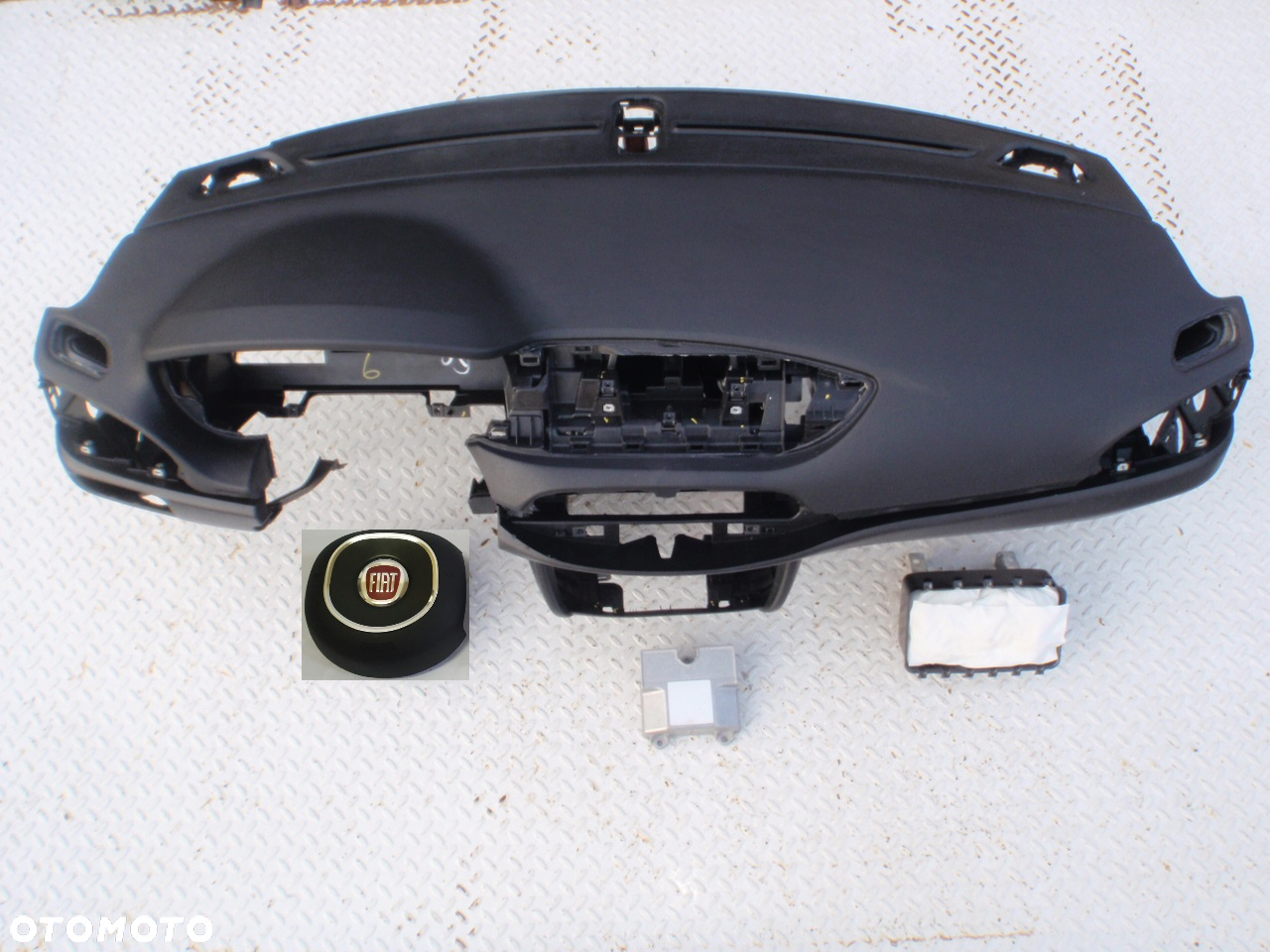 FIAT TIPO LIFT PODUSZKA POWIETRZNA KIEROWCY AIRBAG ORYGINAŁ DESKA PASY PAS USA KANADA EU NOWA NEW NEU NEV Raz2 - 8