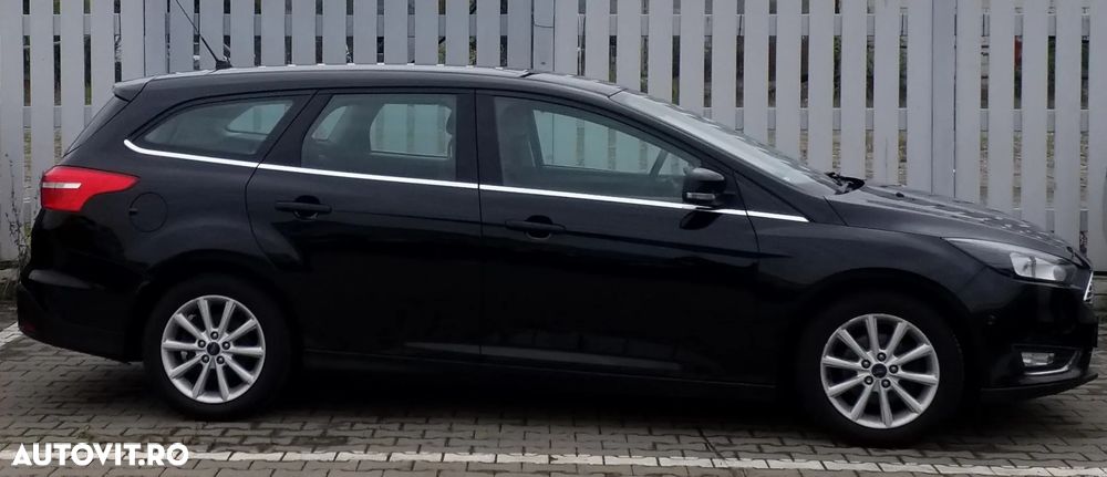 Ford Focus 1.5 TDCi DPF Start-Stopp-System Titanium - 5