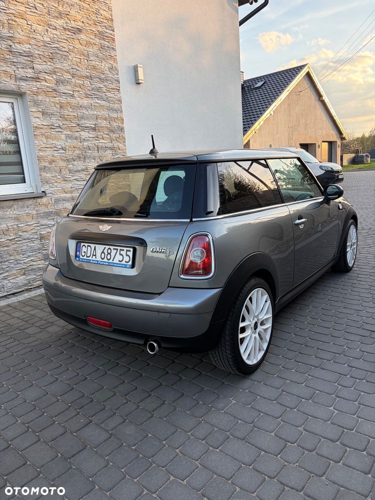 MINI ONE - 6
