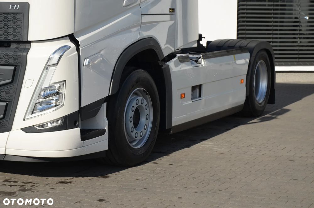 Volvo FH 500 XL / 2023 / PRZEBIEG 167000 KM / NEW I-SAVE / LED / KLIMA P. / 3247 - 10