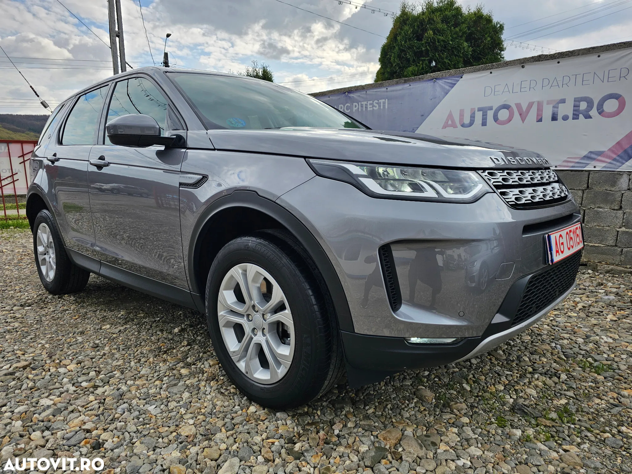 Land Rover Discovery Sport 2.0 D180 MHEV SE - 2