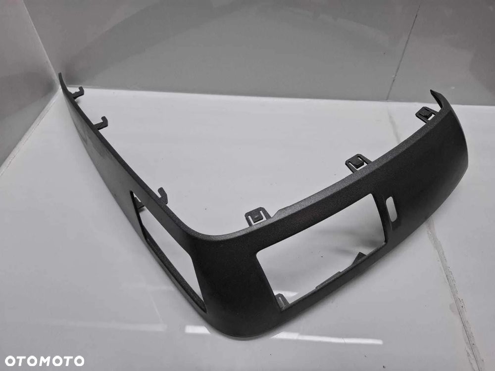 OSŁONA ZAŚLEPKA LISTWA PRAWA MERCEDES SPRINTER W906 KONSOLI a9066890137 - 2
