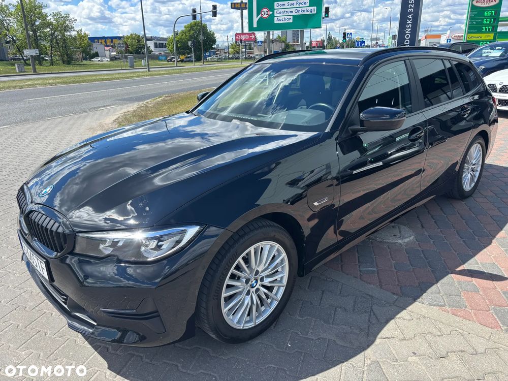 BMW Seria 3 320e - 1