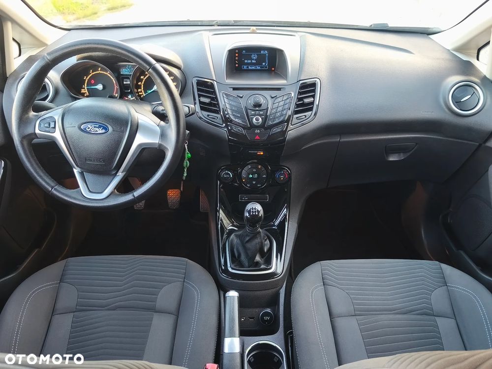 Ford Fiesta 1.0 EcoBoost Titanium - 5