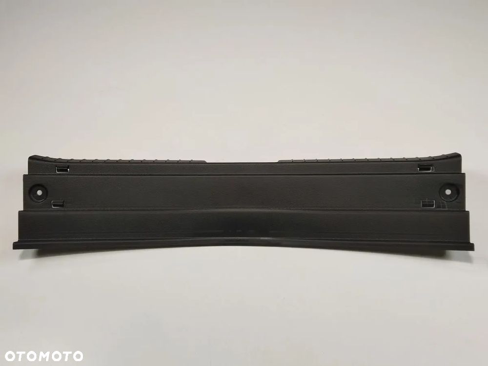 HUYNDAI KONA EV 19-20r Osłona Zamka Klapy Pasa - 5